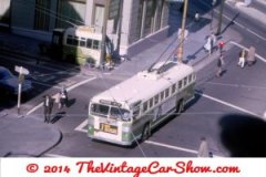 vintage-busses-and-trollys-13