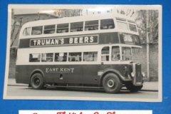 vintage-busses-and-trollys-4