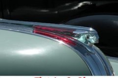 hood-ornaments-thevintagecarshow-23