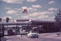 dealerships-vintage-ford-57