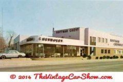 vintage-used-car-dealership-19