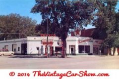 vintage-used-car-dealership-23