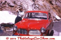 1965-volvo-in-the-snow