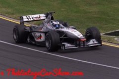 mclaren-mercedes-formula-one-04-03-10b