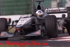 mclaren-mercedes-formula-one-07-10-6b
