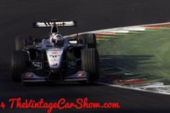 mclaren-mercedes-formula-one-09-09-4b