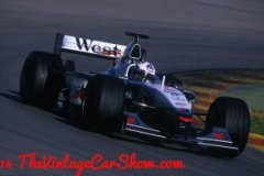 mclaren-mercedes-formula-one-10-02-10b
