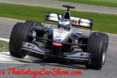 mclaren-mercedes-formula-one-13-04-3b