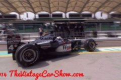 mclaren-mercedes-formula-one-16-03-3b