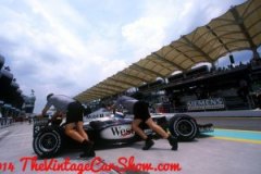 mclaren-mercedes-formula-one-18-03-30b