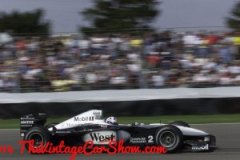 mclaren-mercedes-formula-one-22-09-8b