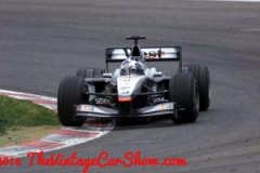mclaren-mercedes-formula-one-29-04-9b
