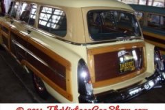 mercury-1952-wagon-rear-view