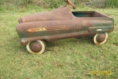 kids-peddle-cars-17