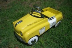 vintage-peddle-cars-1