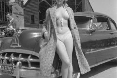 brand-new-pontiac-circa-1952