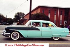 pontiac-1956-chieftain-2