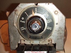 ford-motor-company-1955-am-car-radio-fomoco-in-dash2