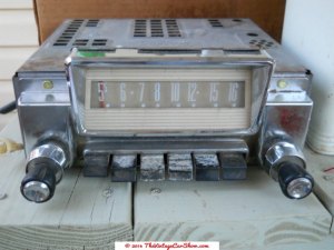 historic-car-radios-11