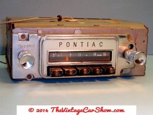 historic-car-radios-15