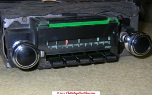 historic-car-radios-17