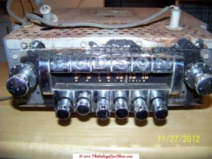 intage-hudson-car-am-radio